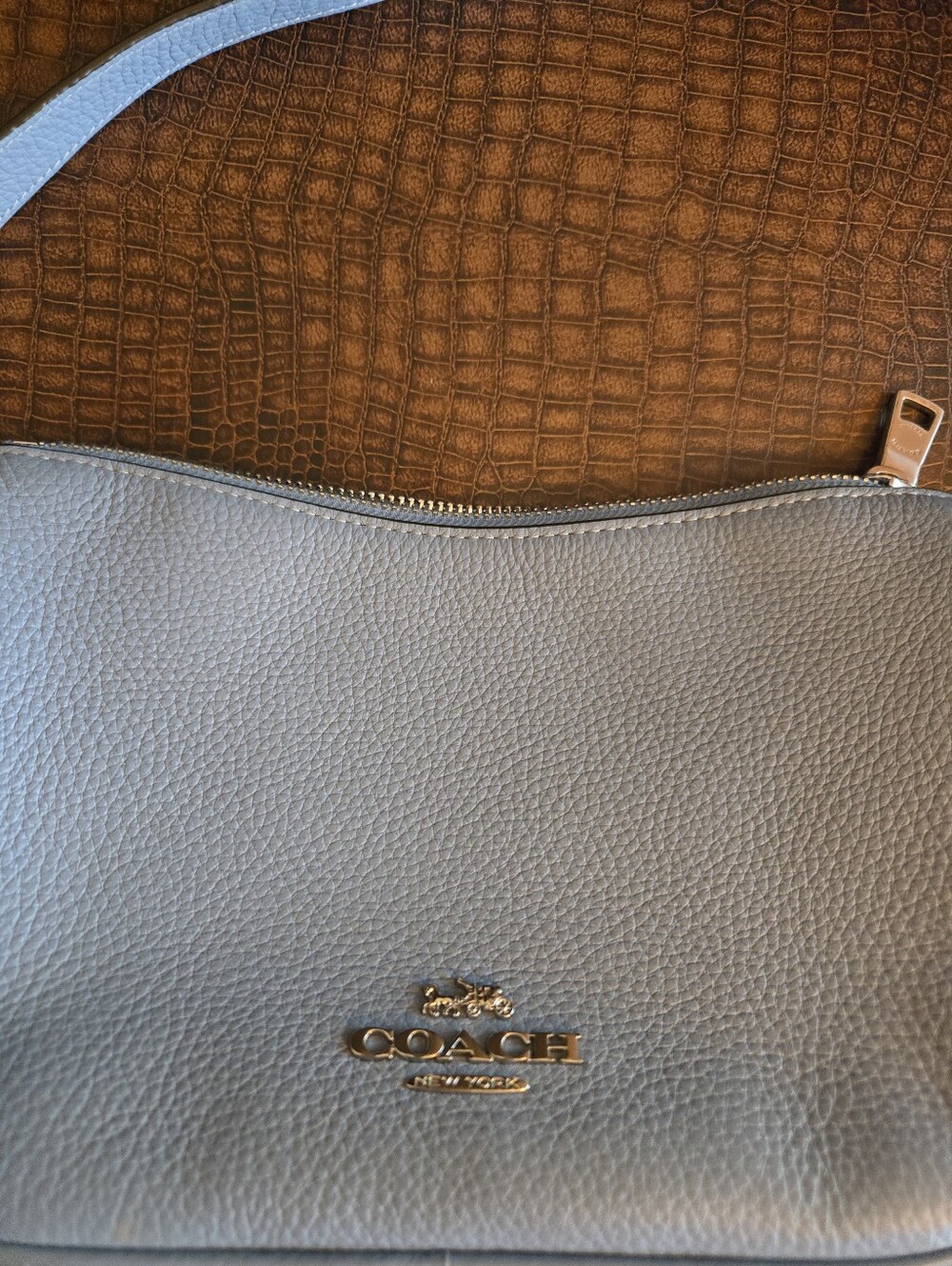 ❤️Coach Kailey Crossbody Shoulder Handbag, Lt Blue Euc👜 - Picture 2 of 5